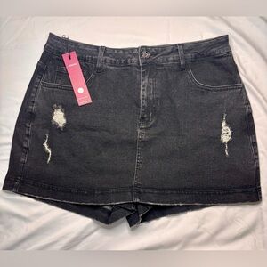 Trendy Black Denim Mini Skort